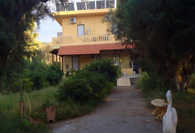 Leonidas Studios & Apartments Georgioupoli Exterior photo